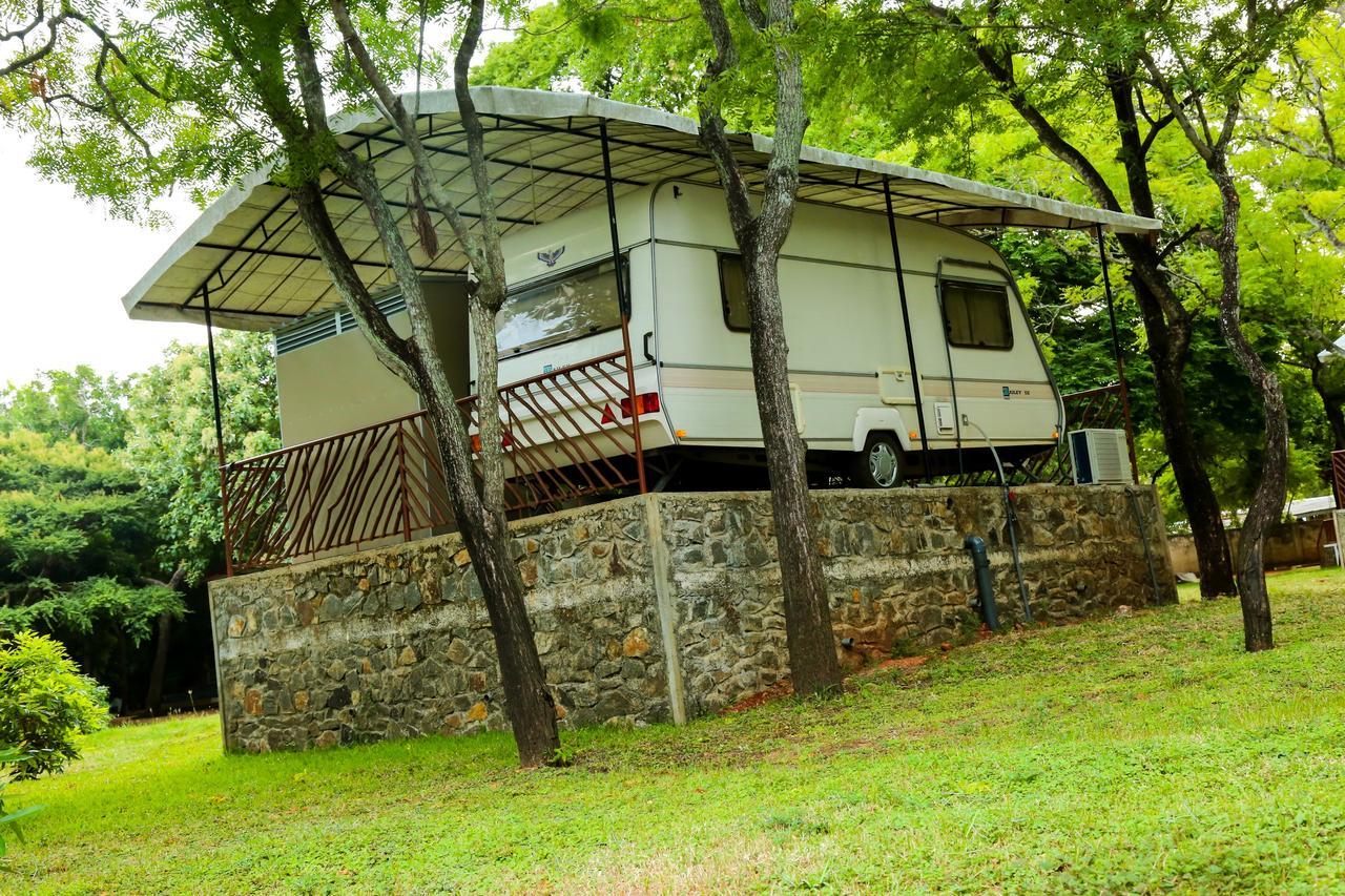 阿努拉德普勒马尔瓦图欧亚大篷车公园木屋住宿加早餐旅馆 外观 照片